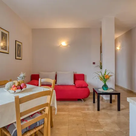 Daria-4 By Interhome * Poreč